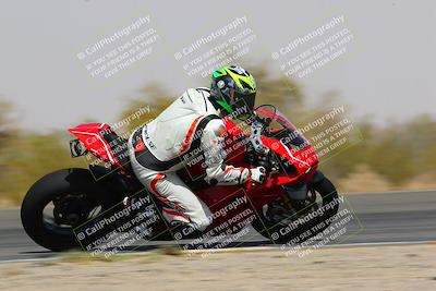 media/Mar-28-2022-Superbike Trackdays (Mon) [[b8603d0f67]]/Open Track Time/Turn 3 Inside/